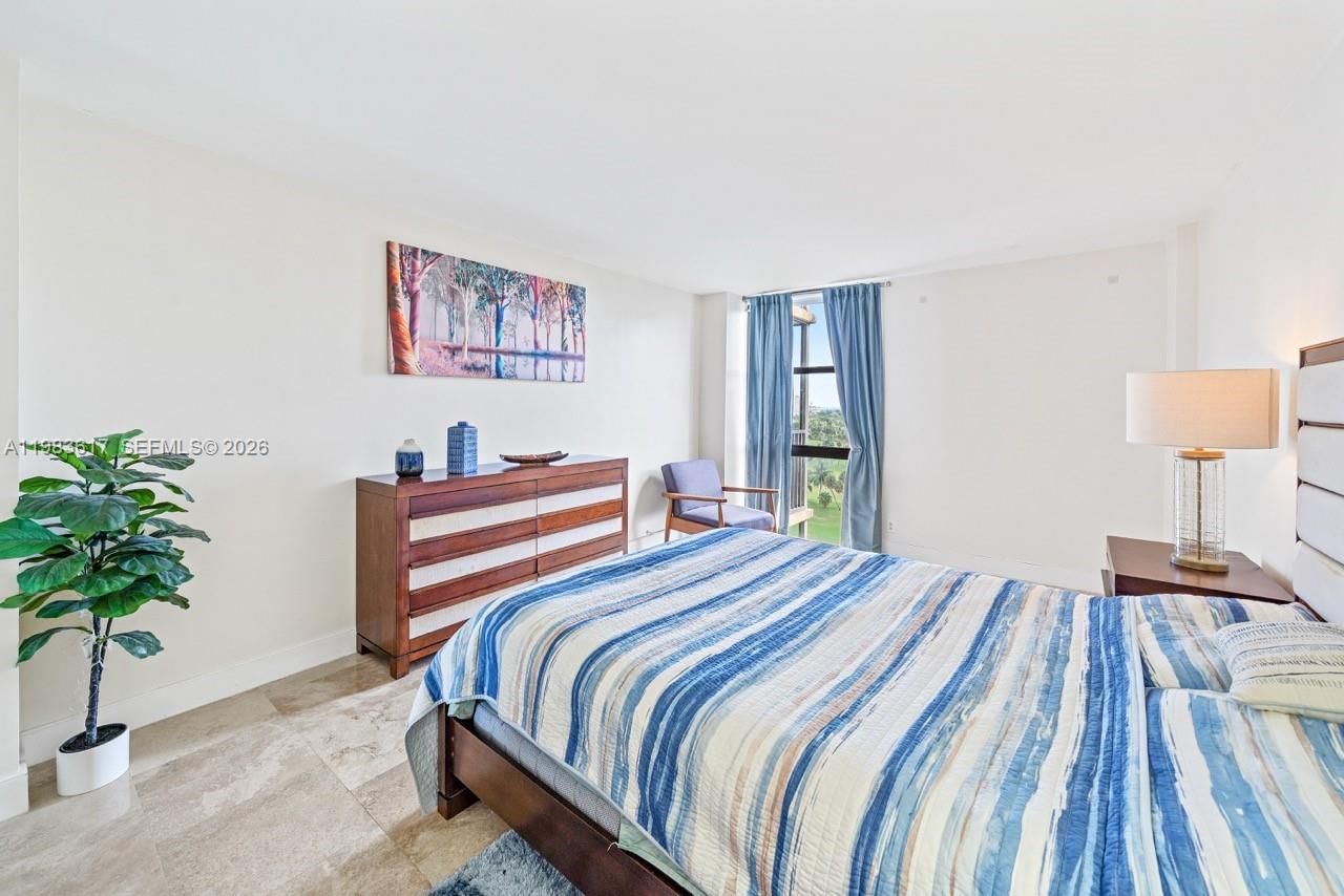 20335 W Country Club Dr, Unit 1208, Aventura, FL 33180 Photo