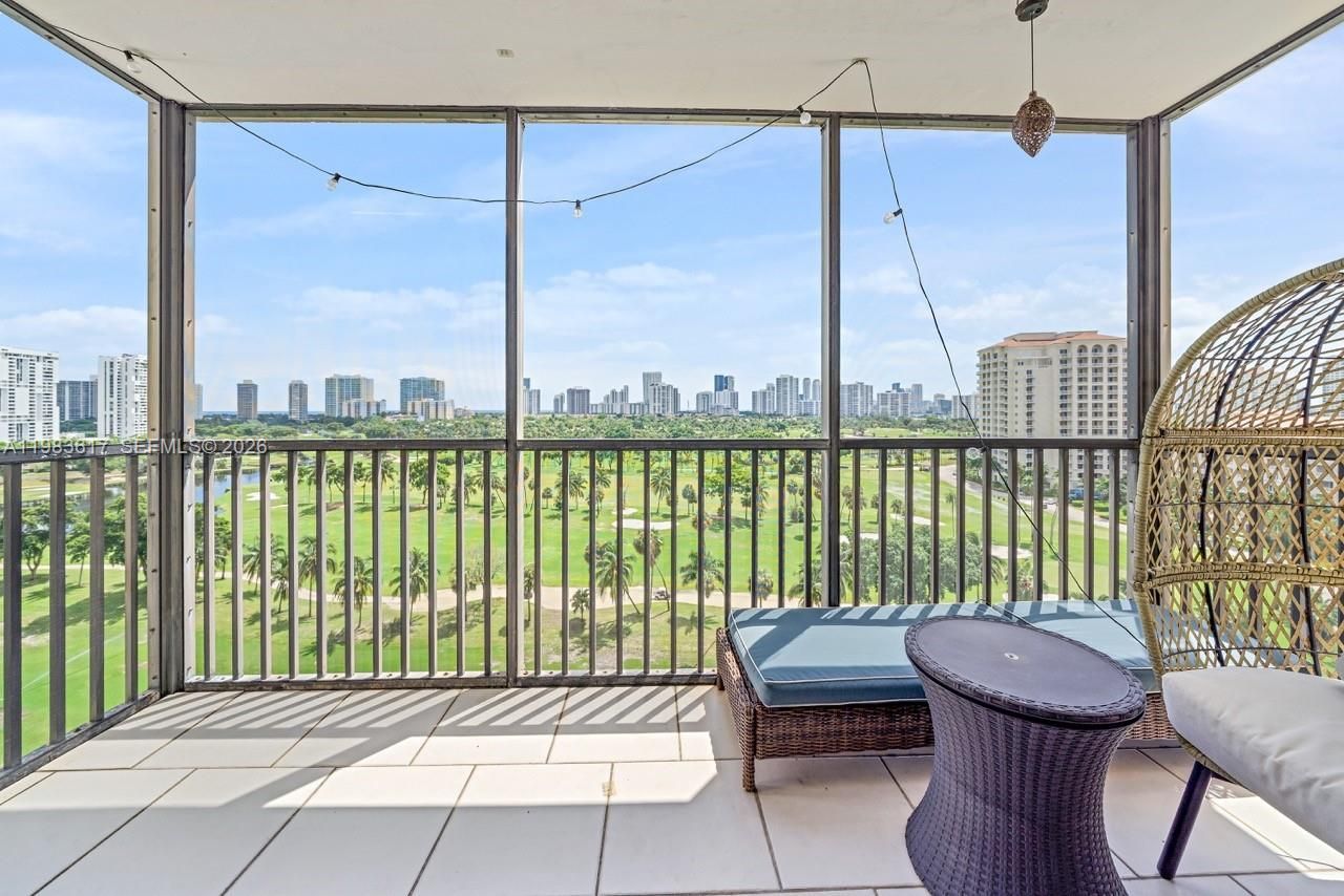 20335 W Country Club Dr, Unit 1208, Aventura, FL 33180 Photo