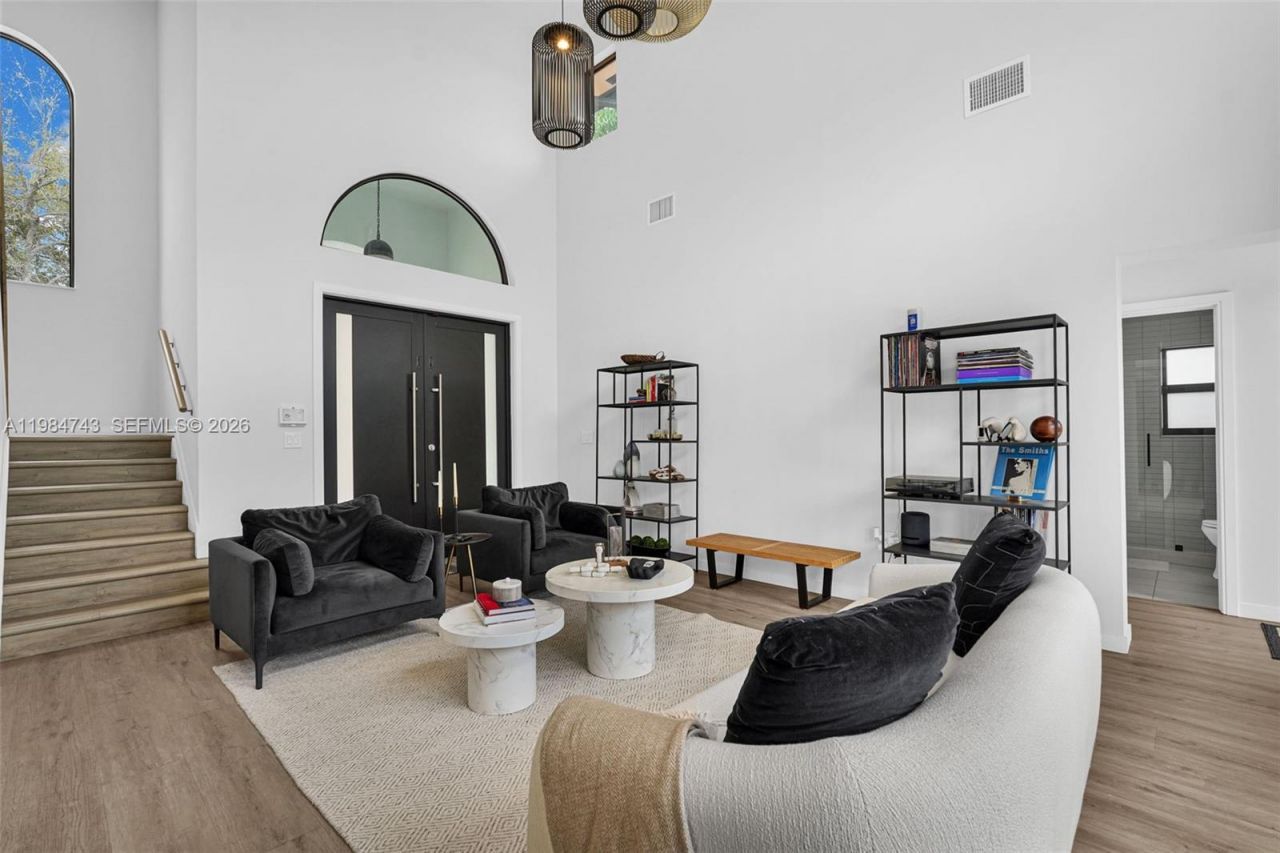 7993 NW 161st Ter , Miami Lakes, FL 33016 Photo