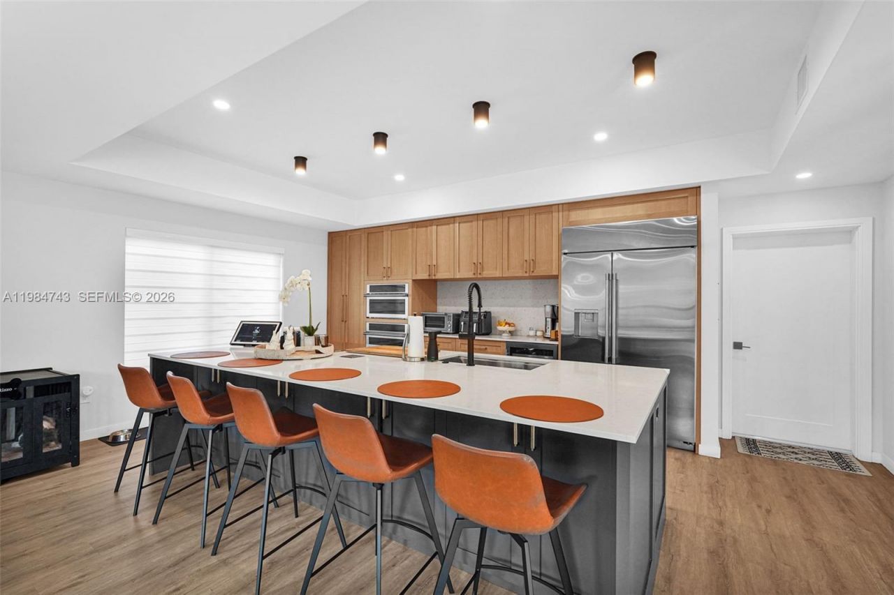 7993 NW 161st Ter , Miami Lakes, FL 33016 Photo