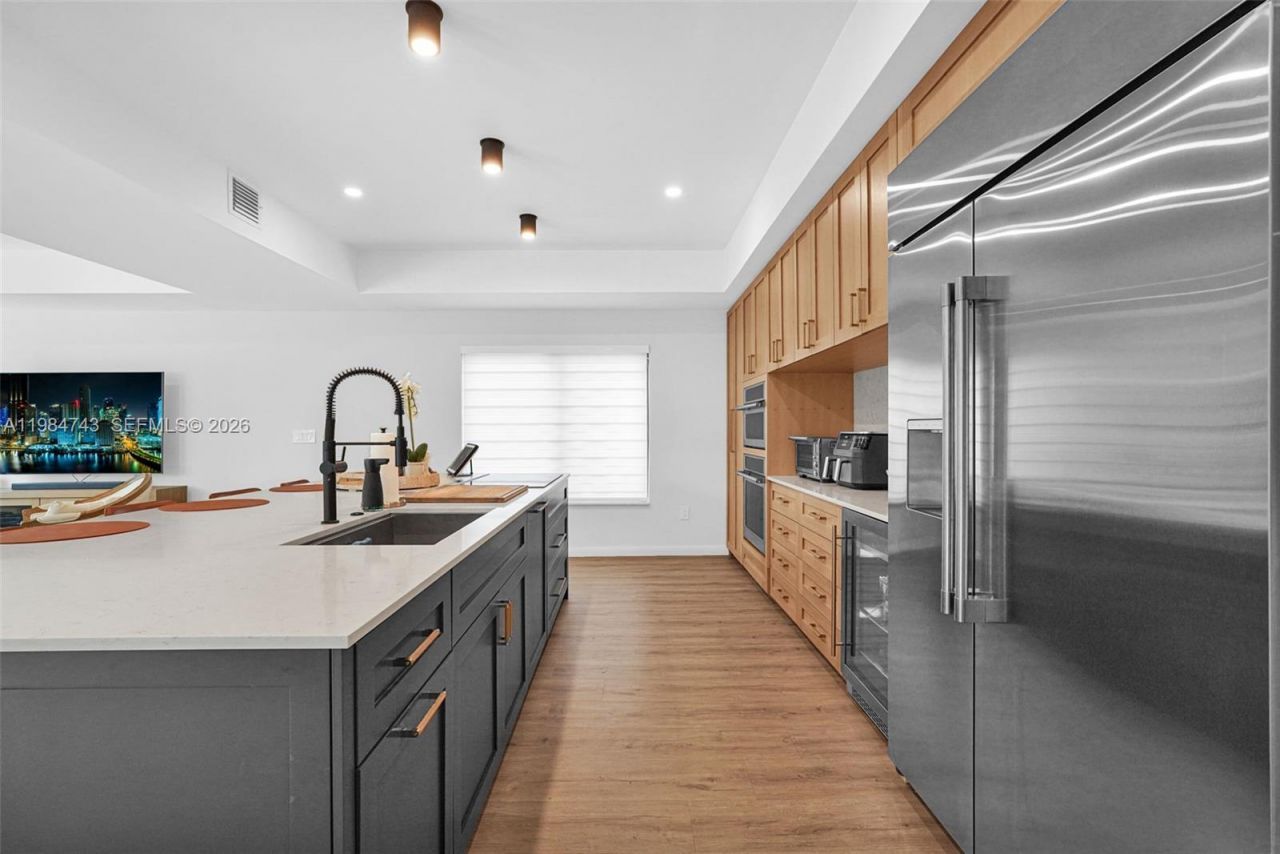 7993 NW 161st Ter , Miami Lakes, FL 33016 Photo