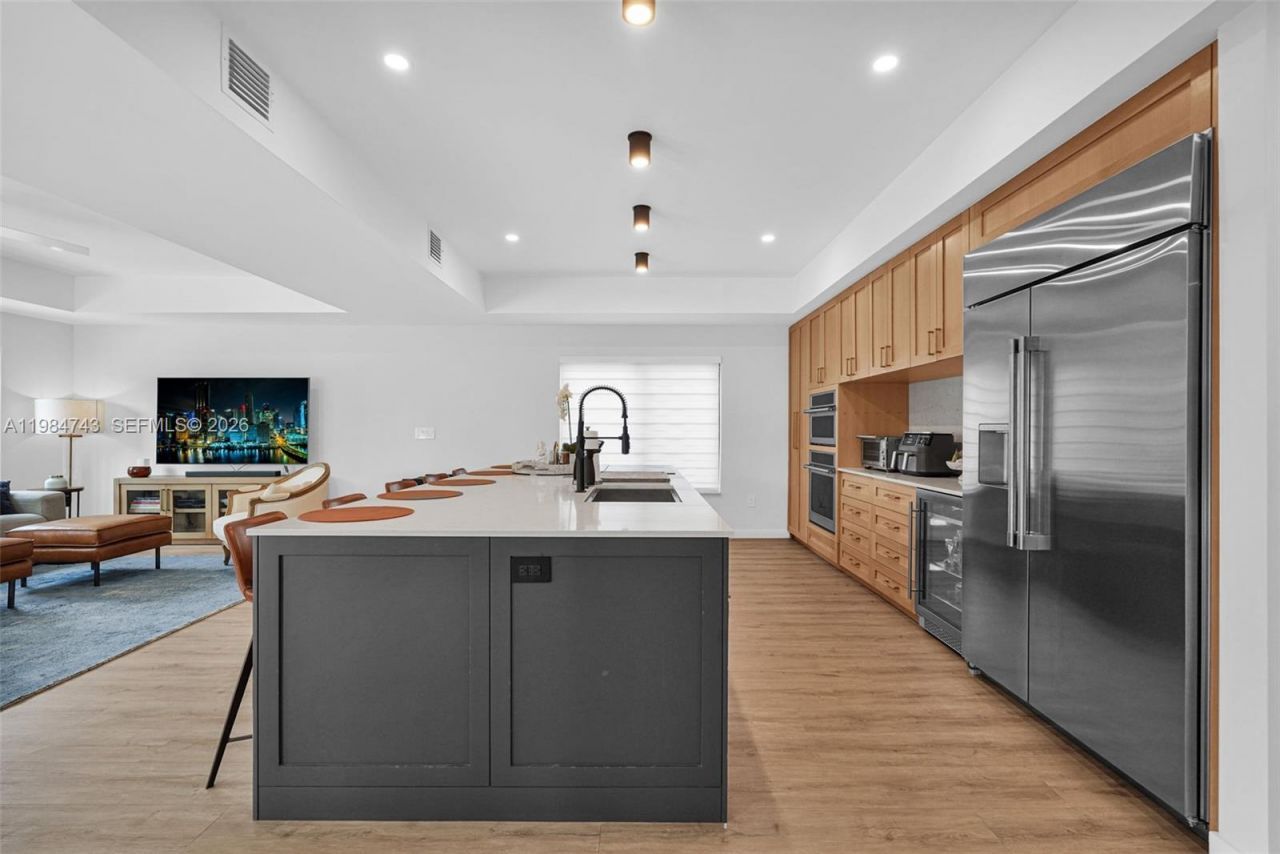 7993 NW 161st Ter , Miami Lakes, FL 33016 Photo