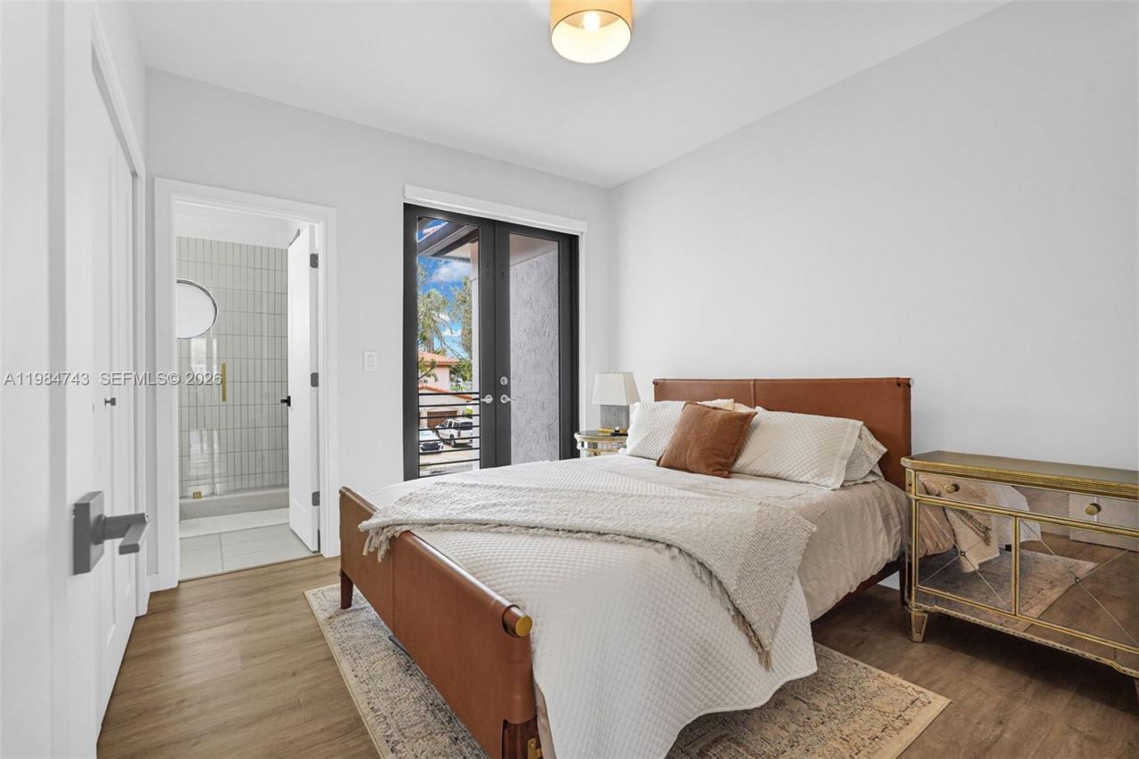 7993 NW 161st Ter , Miami Lakes, FL 33016 Photo