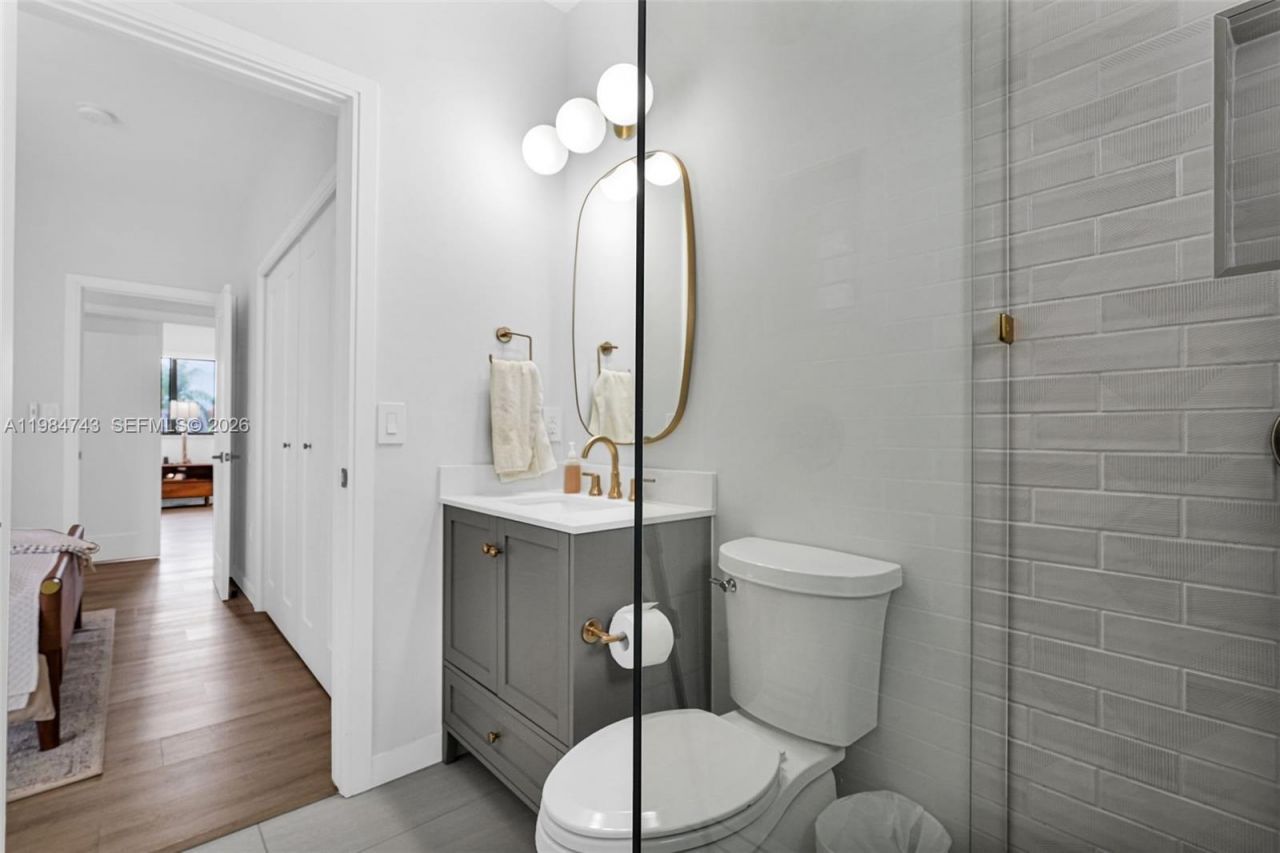 7993 NW 161st Ter , Miami Lakes, FL 33016 Photo