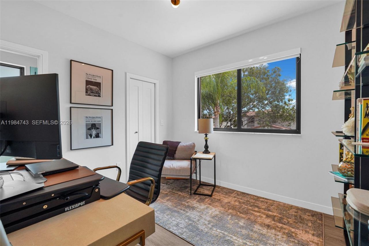 7993 NW 161st Ter , Miami Lakes, FL 33016 Photo