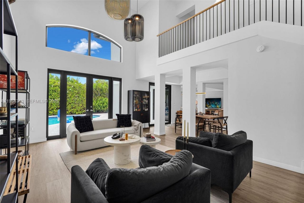 7993 NW 161st Ter , Miami Lakes, FL 33016 Photo