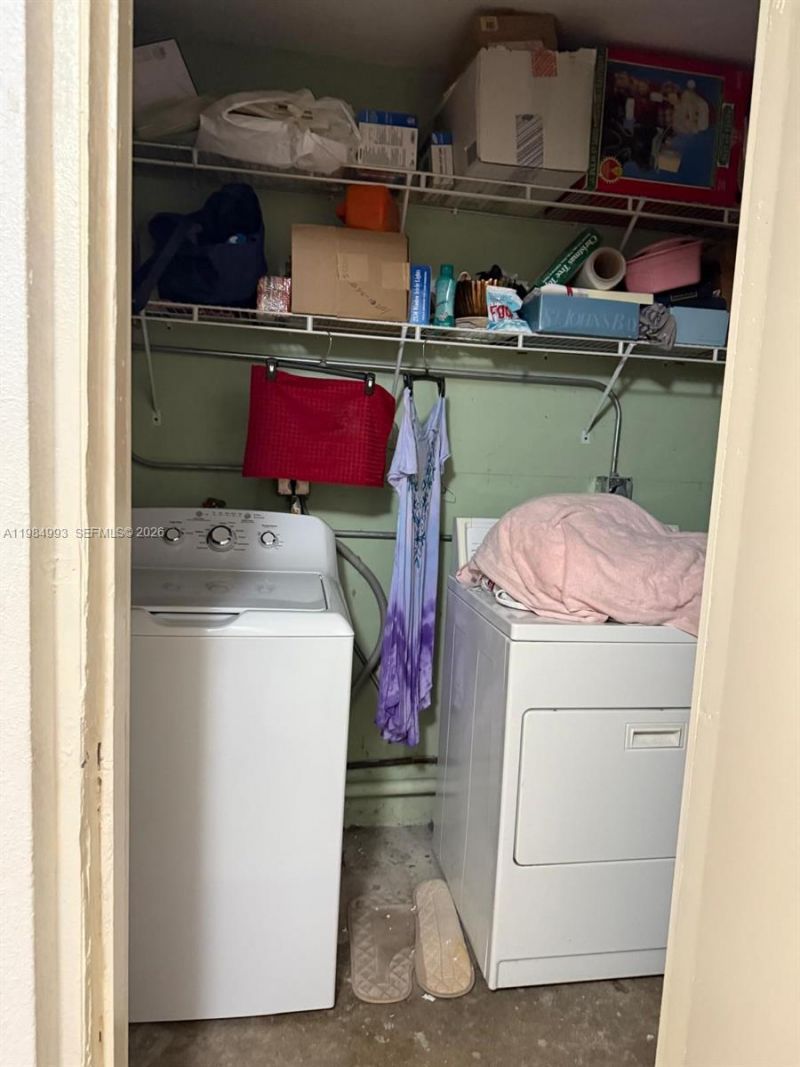 10201 SW 35th St, Miami, FL 33165 Photo