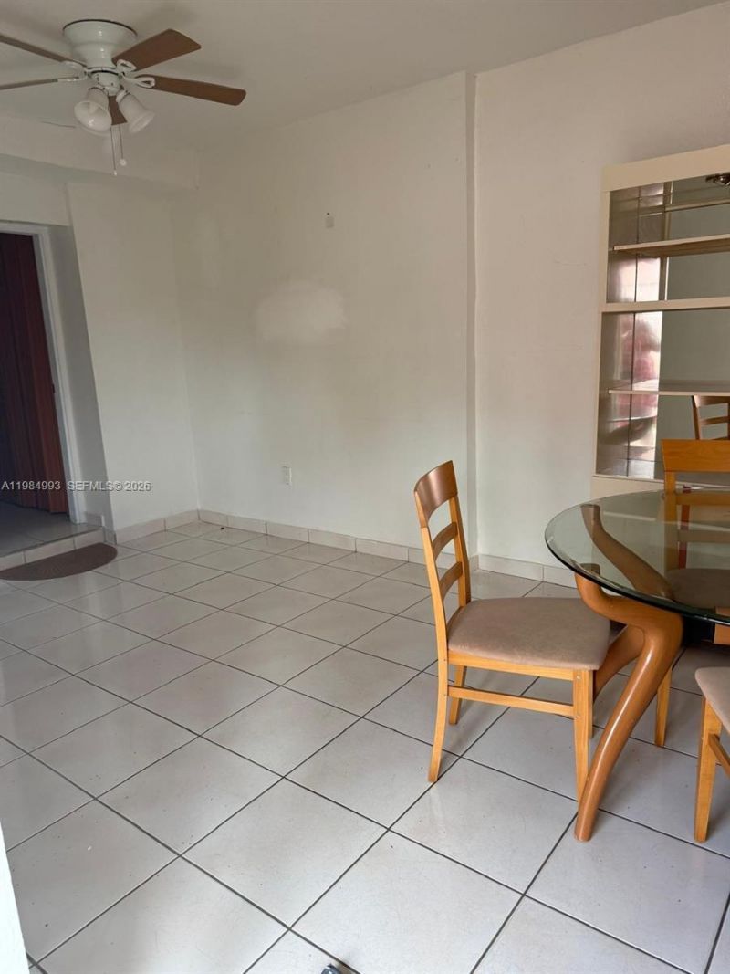 10201 SW 35th St, Miami, FL 33165 Photo