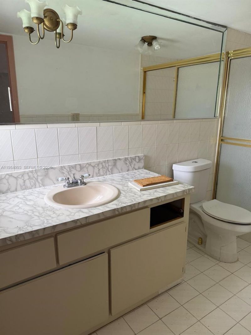 10201 SW 35th St, Miami, FL 33165 Photo