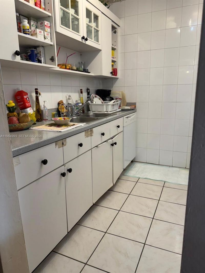 10201 SW 35th St, Miami, FL 33165 Photo