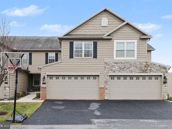 5260 MENDENHALL DRIVE, MECHANICSBURG, PA 17050