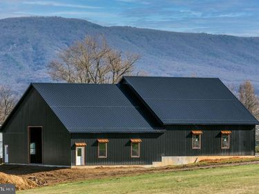 130 LACEY SPRING ROAD , ROCKINGHAM, VA 22802