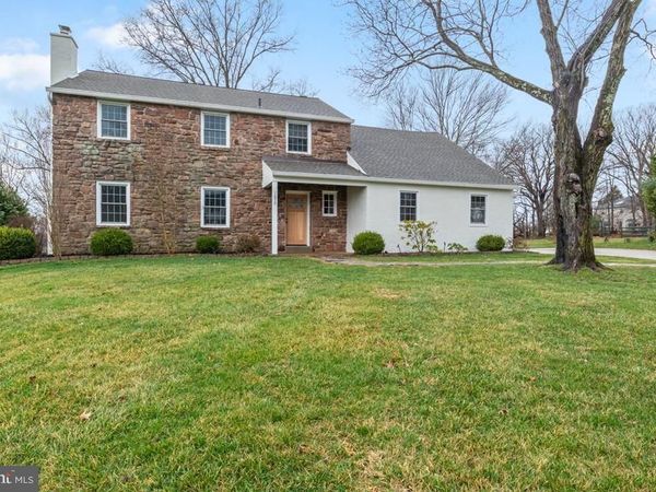 1670 SALEM CIRCLE , BLUE BELL, PA 19422