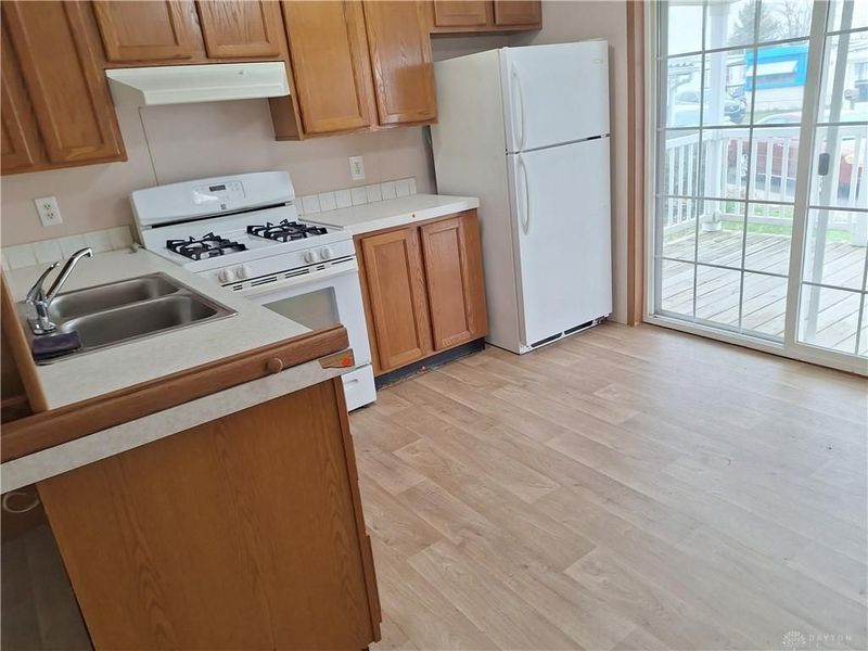 96 Airstream, West Carrollton, OH 45449 Photo 4