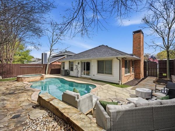 1453 Hampton Road, Grapevine, TX 76051