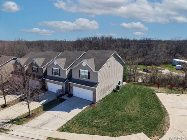 172 Weatherby Landing Drive, O'Fallon, MO 63366