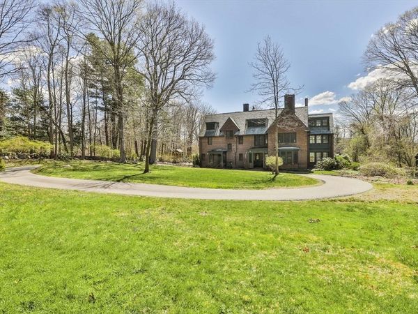 341 Highland St, Milton, MA 02186