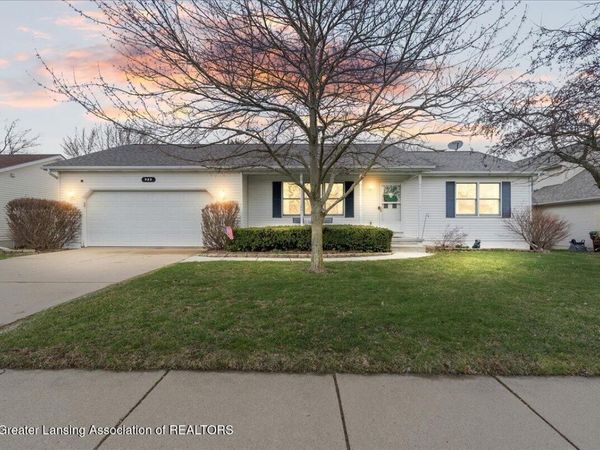 925 Candela Lane, Grand Ledge, MI 48837