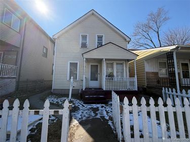 124 Le Roy Street, River Rouge, MI 48218