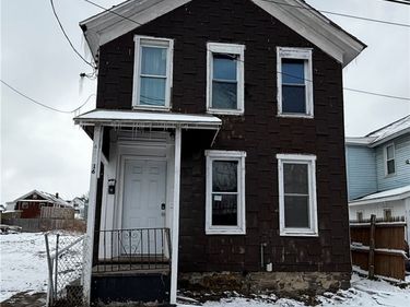 16 Barnes Avenue, Utica, NY 13502