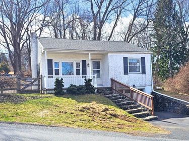 2234 SILVER CREEK ROAD, HELLERTOWN, PA 18055