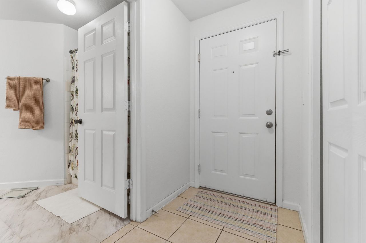 2801 Chancellorsville Drive, Unit 1226, Tallahassee, FL 32312 Photo