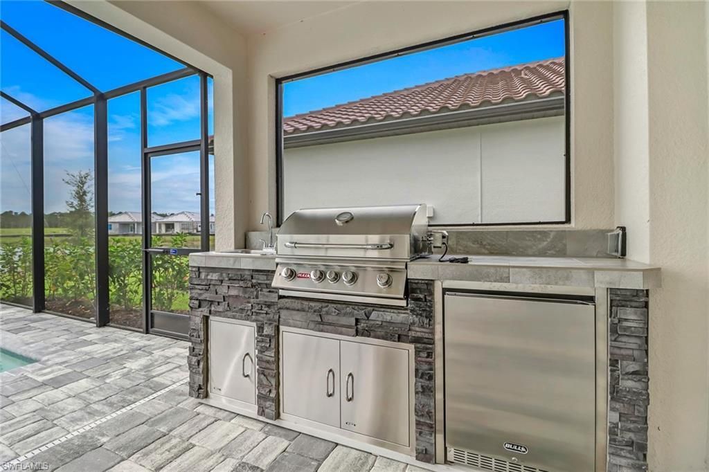 4652 Centaurus Cir , Naples, FL 34120 Photo