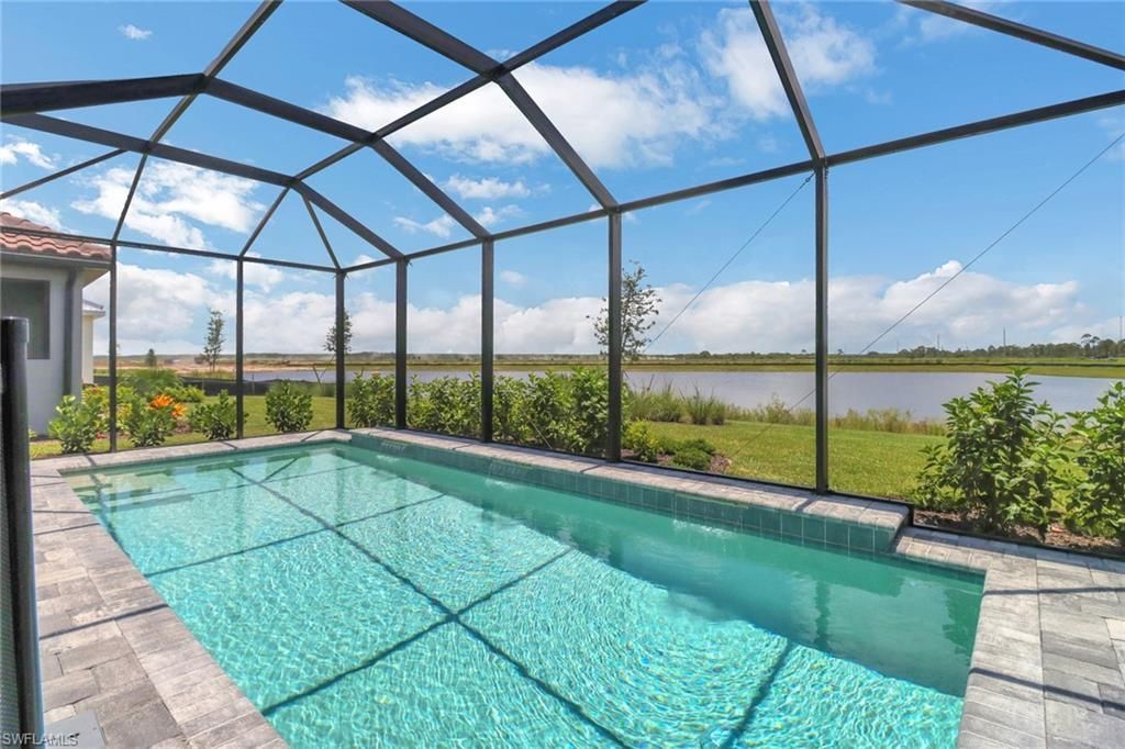 4652 Centaurus Cir , Naples, FL 34120 Photo