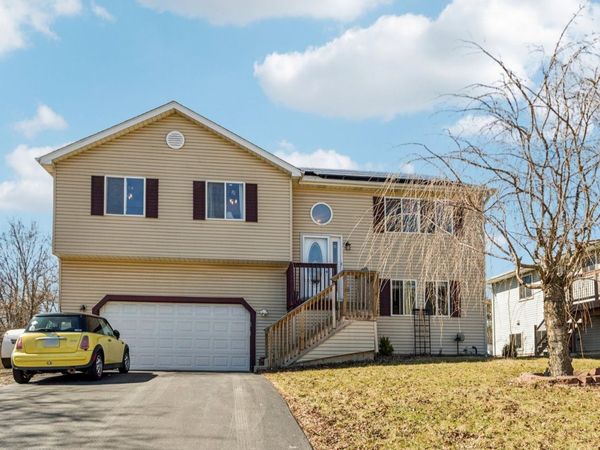 43144 N Lake Avenue , Antioch, IL 60002