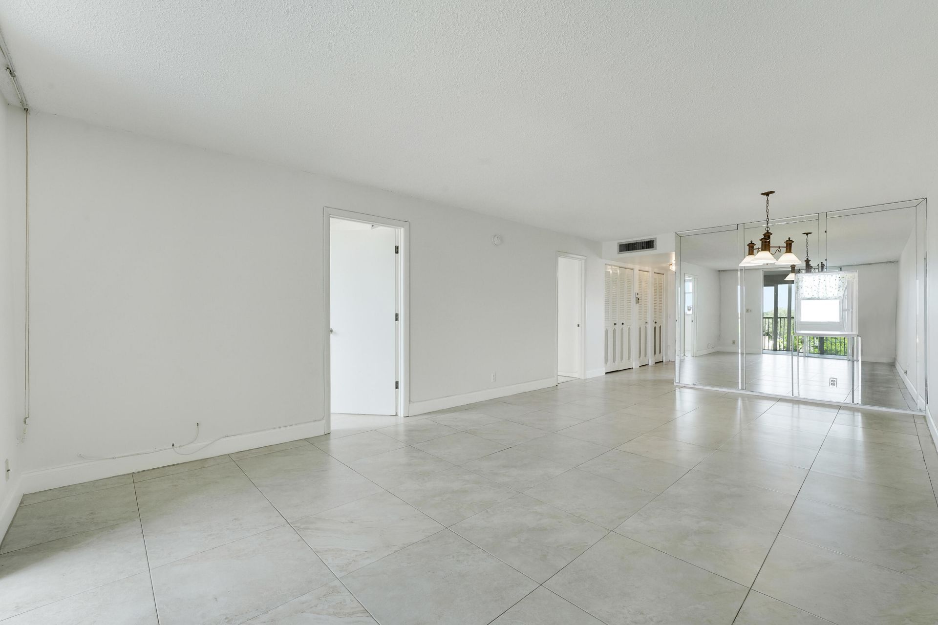 6161 NW 2nd Avenue, Unit 520, Boca Raton, FL 33487 Photo