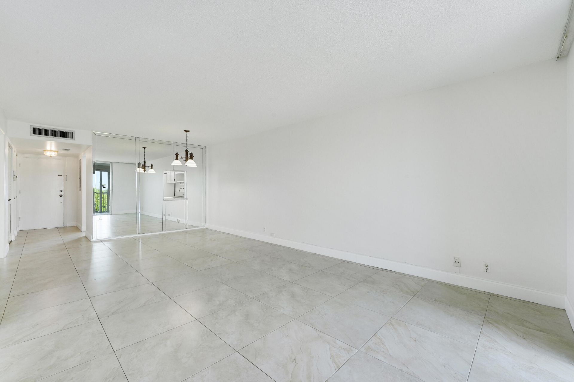 6161 NW 2nd Avenue, Unit 520, Boca Raton, FL 33487 Photo