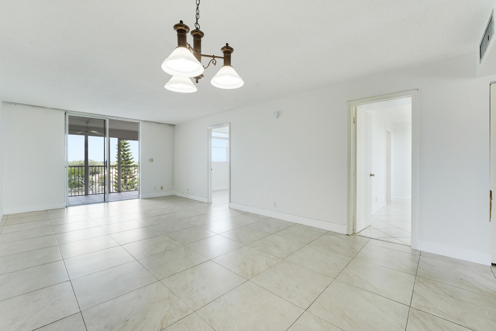6161 NW 2nd Avenue, Unit 520, Boca Raton, FL 33487 Photo