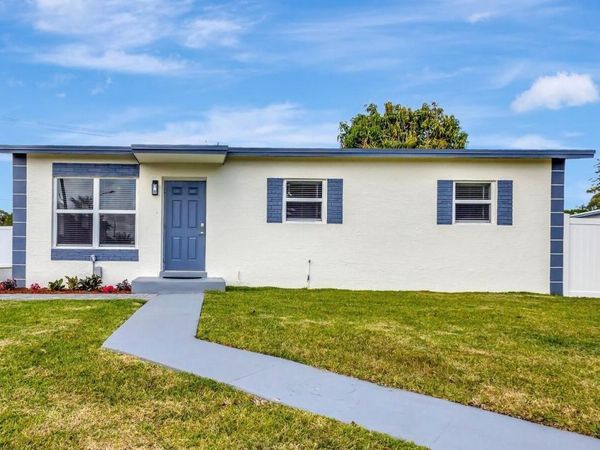 1335 Lee Street, Delray Beach, FL 33444