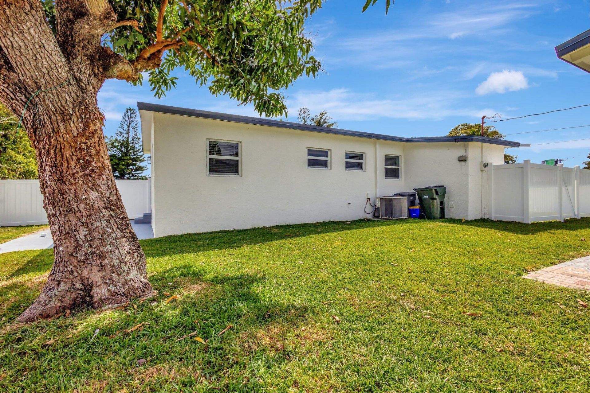 1335 Lee Street, Delray Beach, FL 33444 Photo