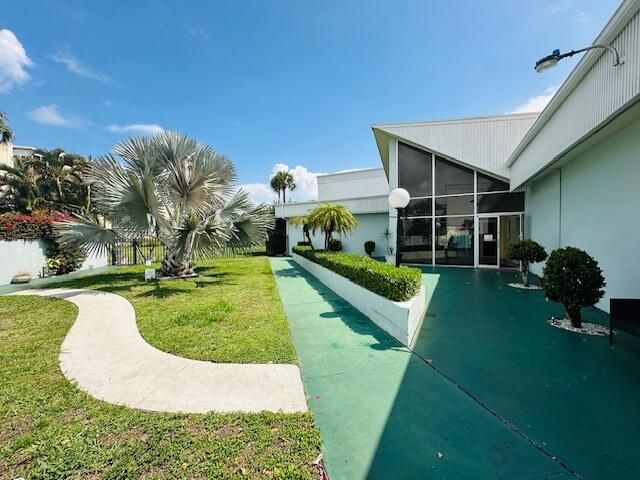 890 N Federal Highway, Unit 101, Lantana, FL 33462 Photo