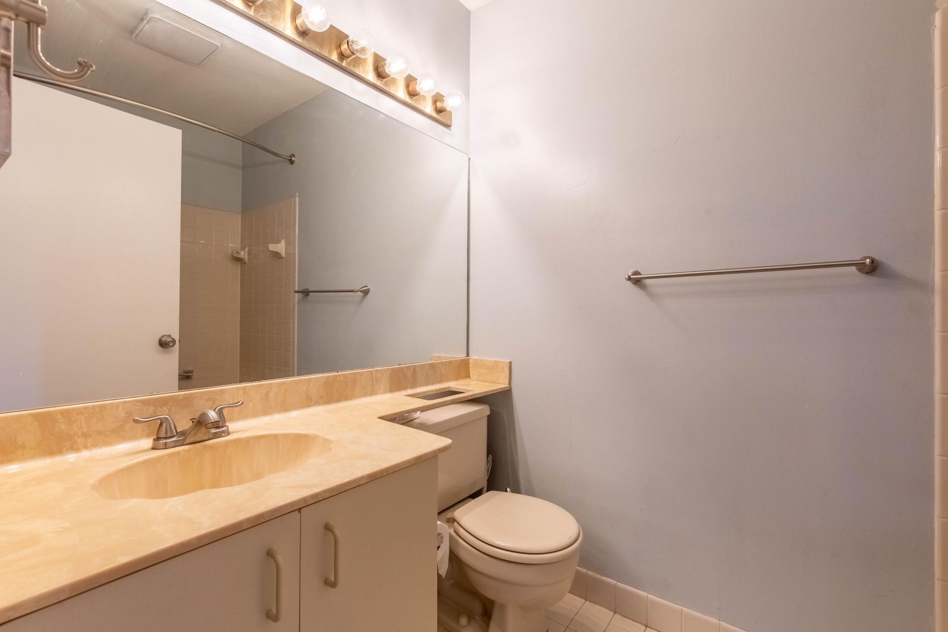 4715 Lucerne Lakes Boulevard E, Unit 205, Greenacres, FL 33467 Photo