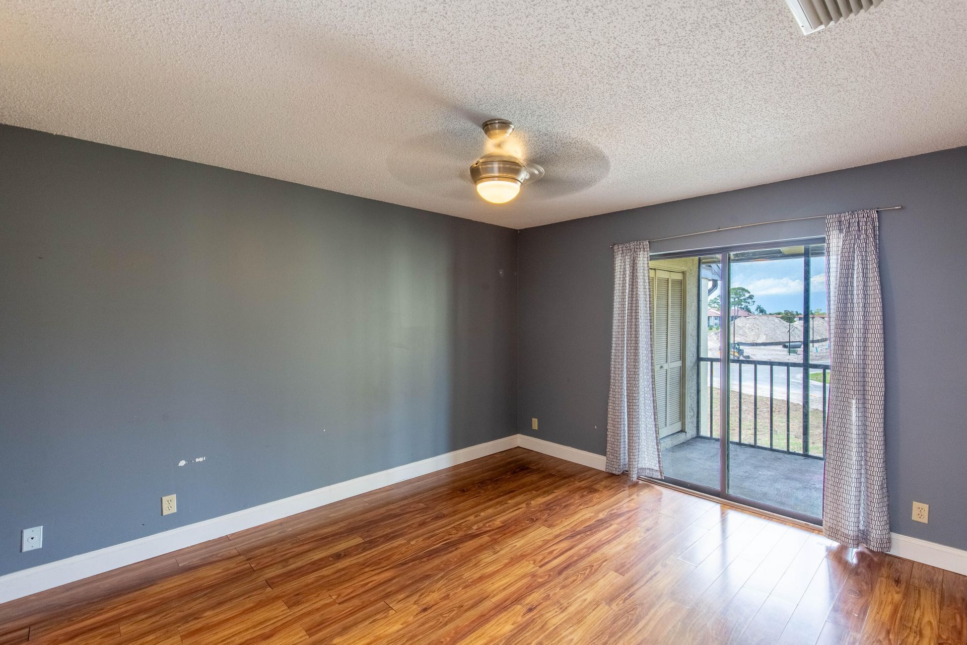 4715 Lucerne Lakes Boulevard E, Unit 205, Greenacres, FL 33467 Photo