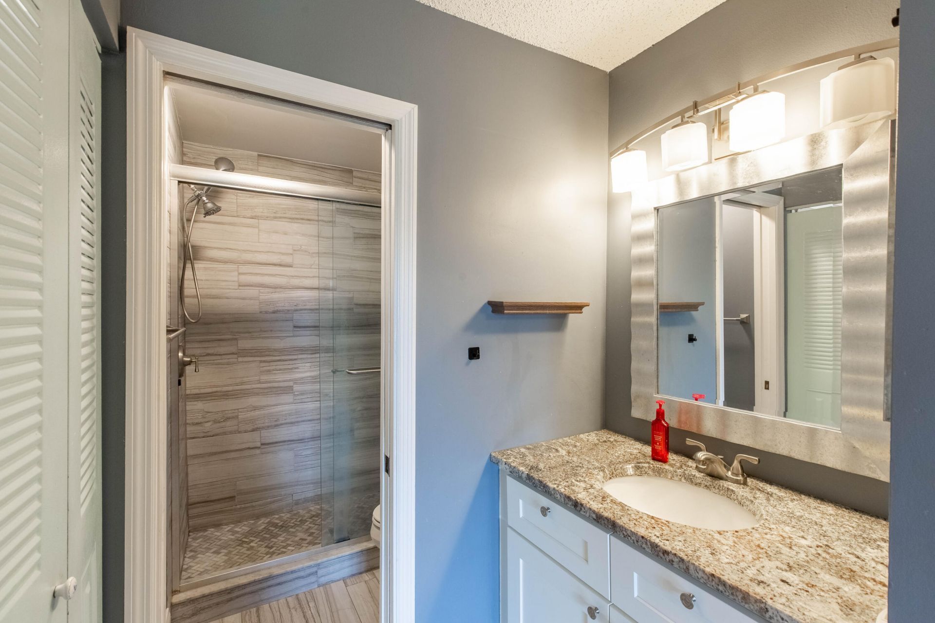 4715 Lucerne Lakes Boulevard E, Unit 205, Greenacres, FL 33467 Photo