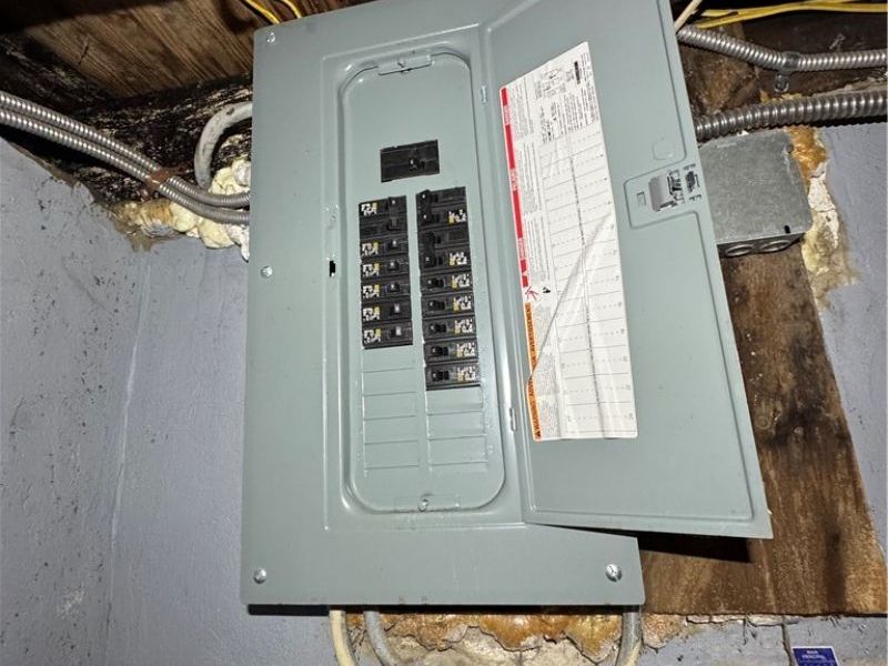 2240 E 90th Street, Cleveland, OH 44106 Photo 29