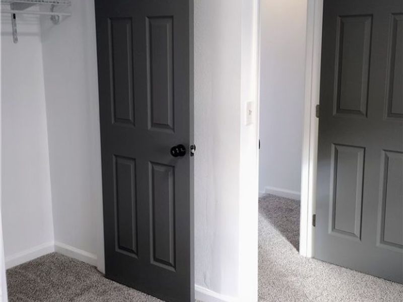 1867 Triplett Boulevard, Akron, OH 44312 Photo 20