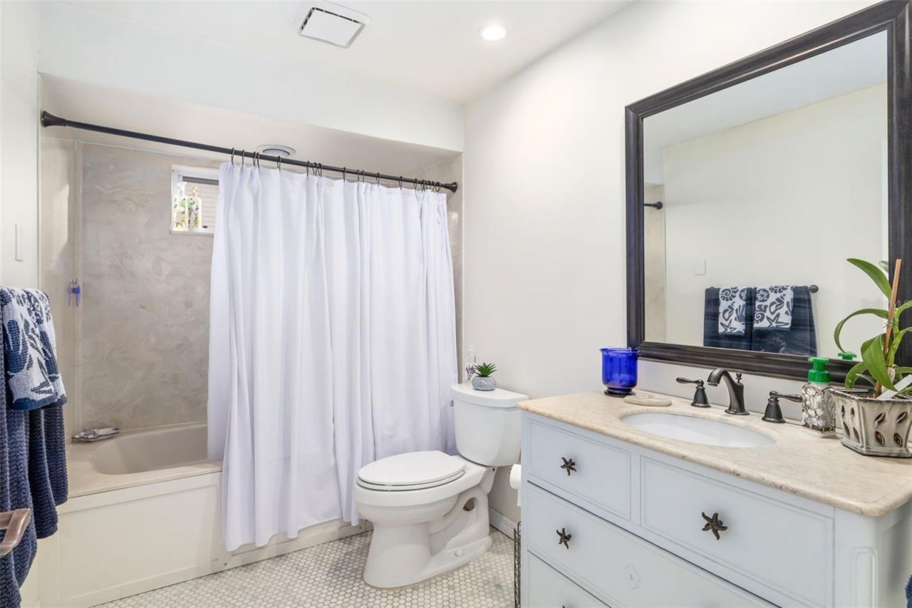 1517 43rd Ave Drive W, Palmetto, FL 34221 Photo