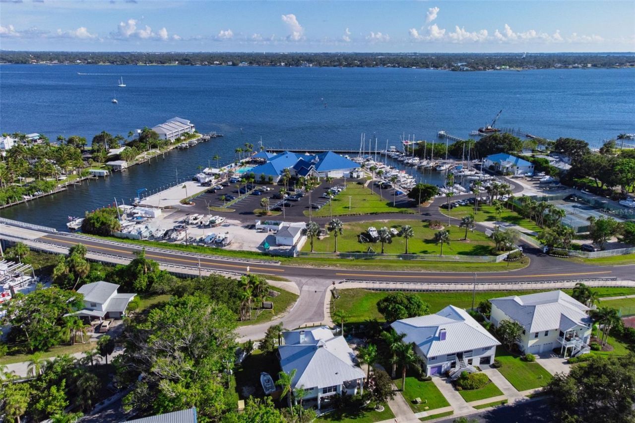 1517 43rd Ave Drive W, Palmetto, FL 34221 Photo