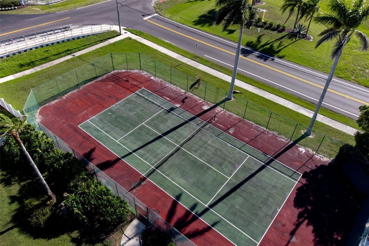 1517 43rd Ave Drive W, Palmetto, FL 34221 Photo