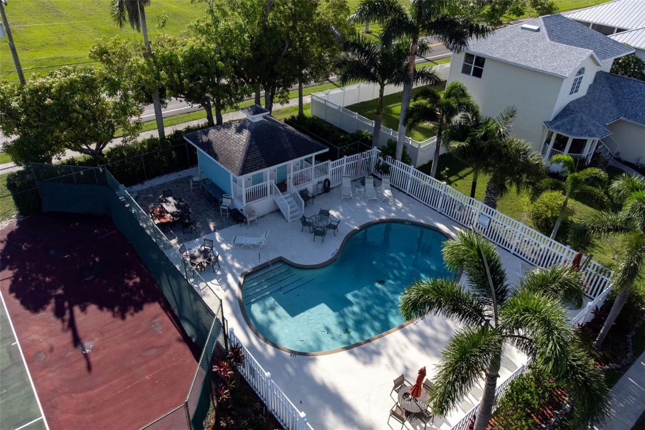 1517 43rd Ave Drive W, Palmetto, FL 34221 Photo