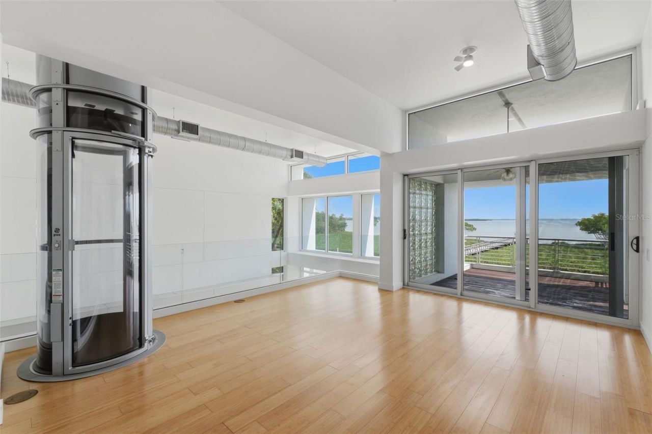 1405 N Bayshore Drive, Safety Harbor, FL 34695 Photo