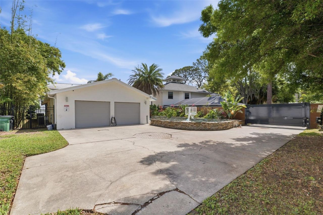 1405 N Bayshore Drive, Safety Harbor, FL 34695 Photo