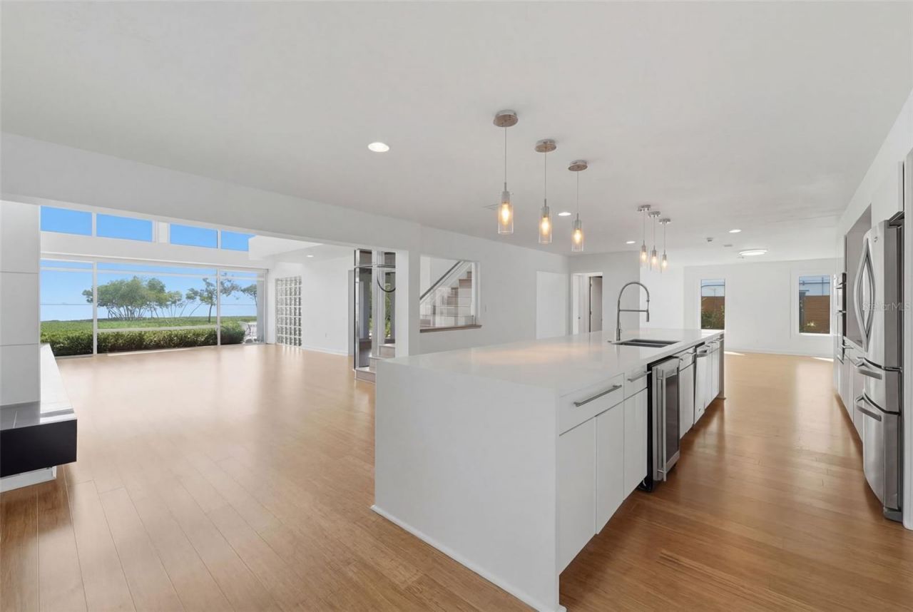 1405 N Bayshore Drive, Safety Harbor, FL 34695 Photo