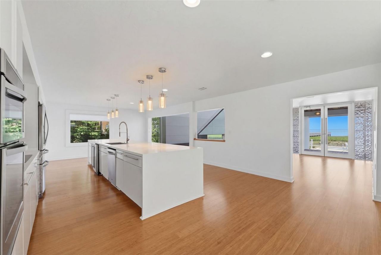 1405 N Bayshore Drive, Safety Harbor, FL 34695 Photo