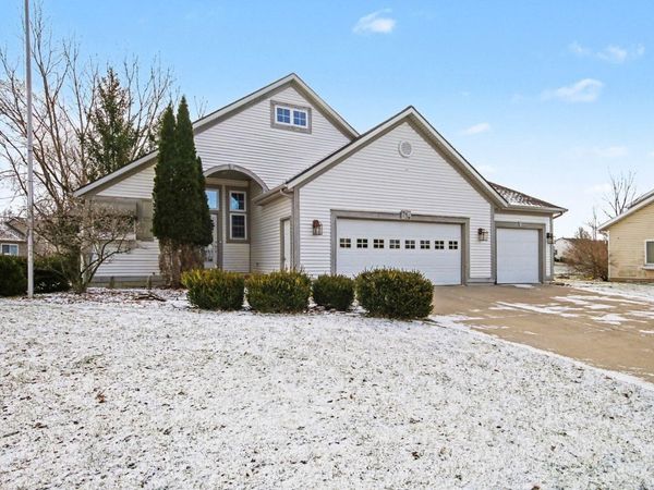 736 Maynard NW, Grand Rapids, MI 49504