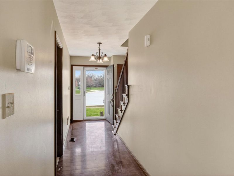 615 Tiara Way, Washington Court House, OH 43160 Photo 5